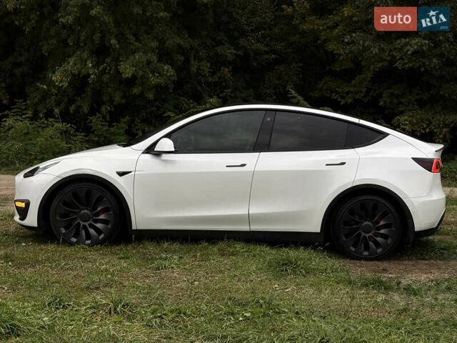 Тесла Model Y 2022 у Городке на Automoto.ua Білий Тесла Model Y, об'ємом двигуна 0 л та пробігом 102 тис. км за 28200 $, фото 9 на Automoto.ua