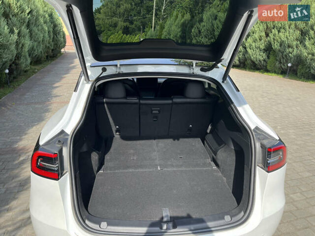 Білий Тесла Model Y, об'ємом двигуна 0 л та пробігом 32 тис. км за 28300 $, фото 14 на Automoto.ua