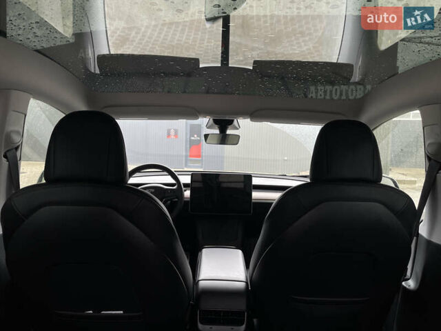 Белый Тесла Model Y, объемом двигателя 0 л и пробегом 48 тыс. км за 32000 $, фото 10 на Automoto.ua