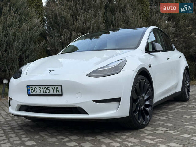 Белый Тесла Model Y, объемом двигателя 0 л и пробегом 129 тыс. км за 27400 $, фото 3 на Automoto.ua