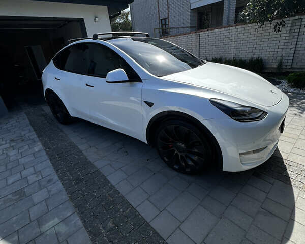 Белый Тесла Model Y, объемом двигателя 0 л и пробегом 59 тыс. км за 26999 $, фото 8 на Automoto.ua