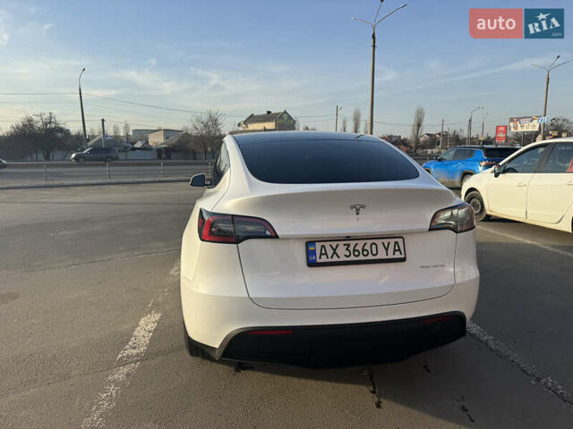 Белый Тесла Model Y, объемом двигателя 0 л и пробегом 48 тыс. км за 30500 $, фото 6 на Automoto.ua
