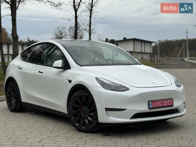 Білий Тесла Model Y, об'ємом двигуна 0 л та пробігом 115 тис. км за 25800 $, фото 20 на Automoto.ua