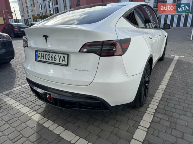 Белый Тесла Model Y, объемом двигателя 0 л и пробегом 95 тыс. км за 25500 $, фото 6 на Automoto.ua