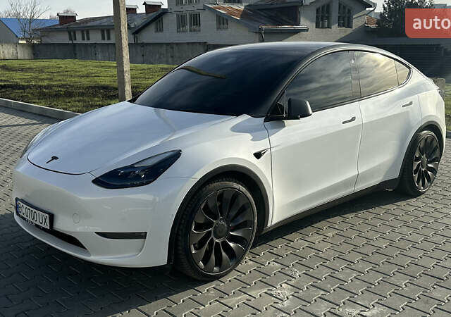 Білий Тесла Model Y, об'ємом двигуна 0 л та пробігом 63 тис. км за 28700 $, фото 9 на Automoto.ua