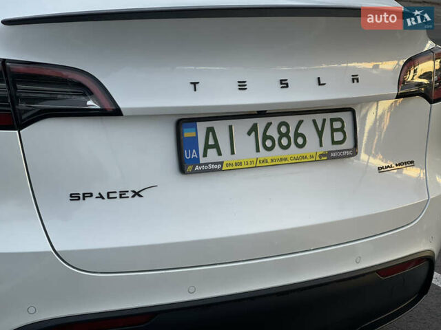 Белый Тесла Model Y, объемом двигателя 0 л и пробегом 117 тыс. км за 23200 $, фото 4 на Automoto.ua