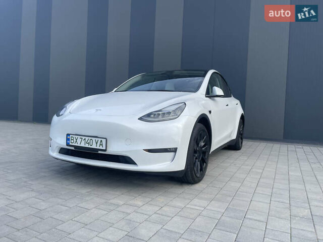 Белый Тесла Model Y, объемом двигателя 0 л и пробегом 38 тыс. км за 31000 $, фото 3 на Automoto.ua