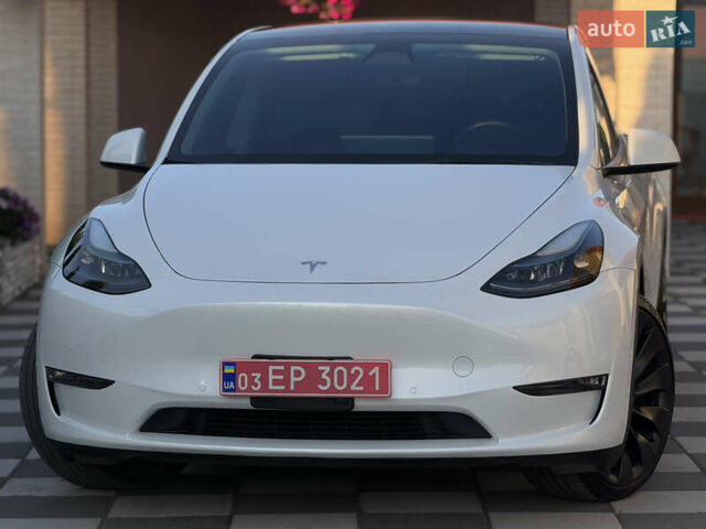 Белый Тесла Model Y, объемом двигателя 0 л и пробегом 59 тыс. км за 28950 $, фото 4 на Automoto.ua