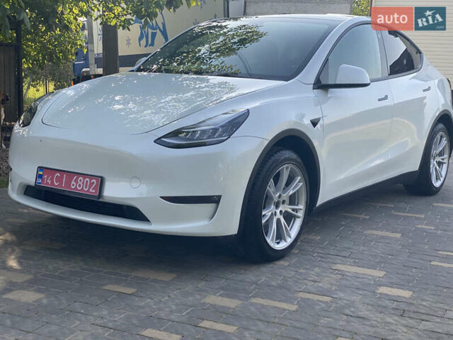 Белый Тесла Model Y, объемом двигателя 0 л и пробегом 58 тыс. км за 24000 $, фото 53 на Automoto.ua