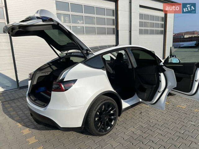 Тесла Model Y 2022 в Одессе на Automoto.ua Белый Тесла Model Y, объемом двигателя 0 л и пробегом 12 тыс. км за 44900 $, фото 14 на Automoto.ua