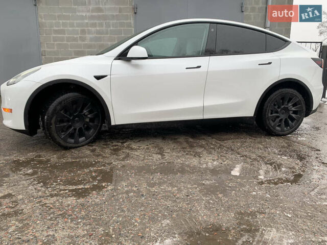 Белый Тесла Model Y, объемом двигателя 0 л и пробегом 4 тыс. км за 33000 $, фото 16 на Automoto.ua