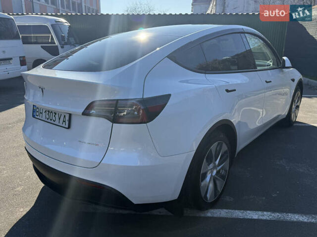 Білий Тесла Model Y, об'ємом двигуна 0 л та пробігом 45 тис. км за 27500 $, фото 9 на Automoto.ua