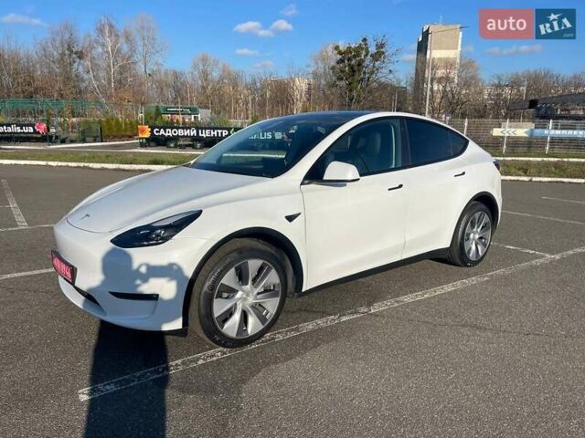 Білий Тесла Model Y, об'ємом двигуна 0 л та пробігом 43 тис. км за 32500 $, фото 3 на Automoto.ua