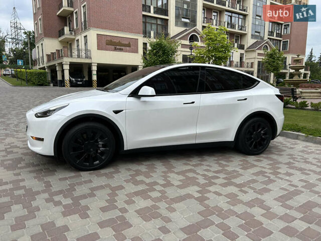 Белый Тесла Model Y, объемом двигателя 0 л и пробегом 45 тыс. км за 25500 $, фото 8 на Automoto.ua