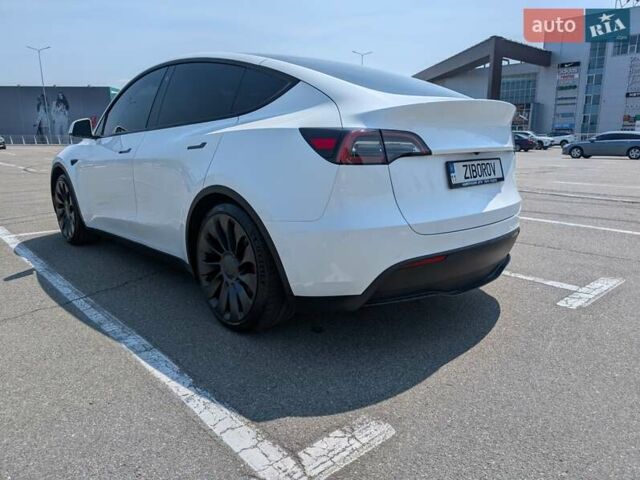Белый Тесла Model Y, объемом двигателя 0 л и пробегом 39 тыс. км за 29500 $, фото 7 на Automoto.ua