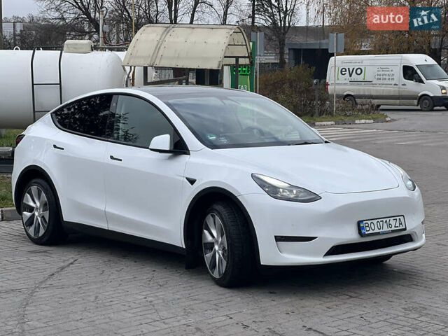 Белый Тесла Model Y, объемом двигателя 0 л и пробегом 79 тыс. км за 29500 $, фото 3 на Automoto.ua