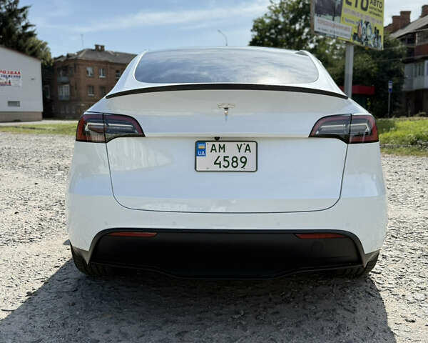 Белый Тесла Model Y, объемом двигателя 0 л и пробегом 57 тыс. км за 31000 $, фото 9 на Automoto.ua