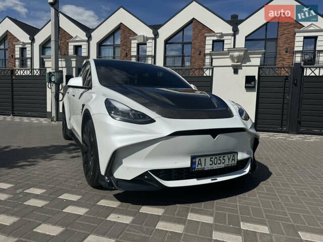 Белый Тесла Model Y, объемом двигателя 0 л и пробегом 62 тыс. км за 39500 $, фото 3 на Automoto.ua