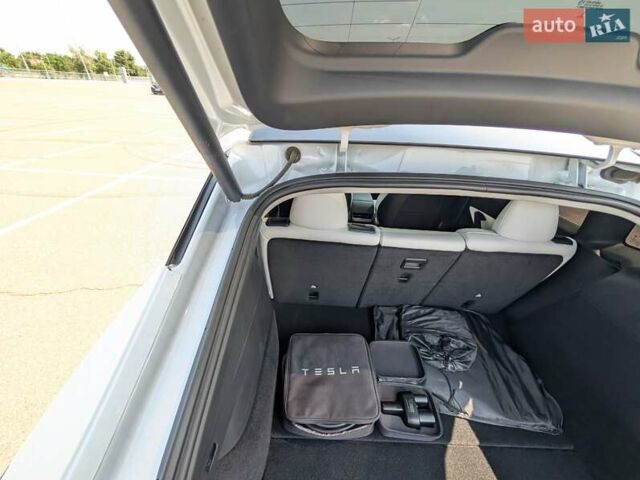 Белый Тесла Model Y, объемом двигателя 0 л и пробегом 39 тыс. км за 29500 $, фото 24 на Automoto.ua
