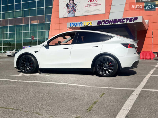 Белый Тесла Model Y, объемом двигателя 0 л и пробегом 44 тыс. км за 43500 $, фото 8 на Automoto.ua