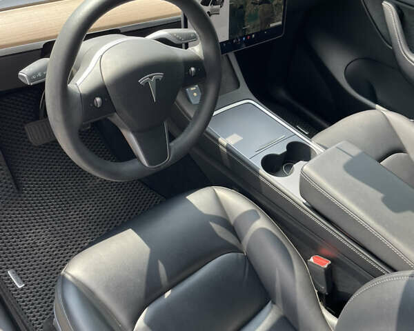 Белый Тесла Model Y, объемом двигателя 0 л и пробегом 76 тыс. км за 24900 $, фото 21 на Automoto.ua