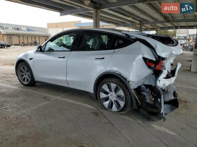 Белый Тесла Model Y, объемом двигателя 0 л и пробегом 53 тыс. км за 17700 $, фото 1 на Automoto.ua