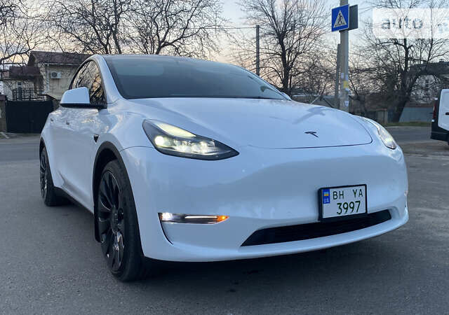 Белый Тесла Model Y, объемом двигателя 0 л и пробегом 23 тыс. км за 45000 $, фото 7 на Automoto.ua