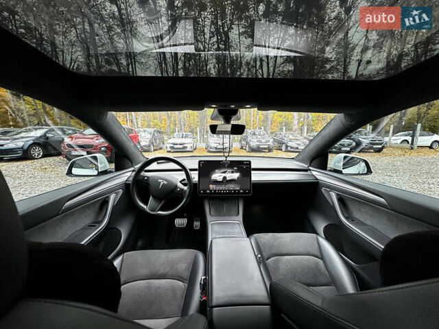 Белый Тесла Model Y, объемом двигателя 0 л и пробегом 57 тыс. км за 32000 $, фото 12 на Automoto.ua