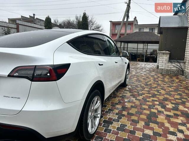 Белый Тесла Model Y, объемом двигателя 0 л и пробегом 94 тыс. км за 29999 $, фото 3 на Automoto.ua