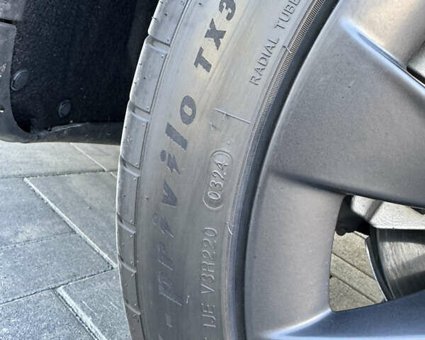Білий Тесла Model Y, об'ємом двигуна 0 л та пробігом 79 тис. км за 25500 $, фото 17 на Automoto.ua