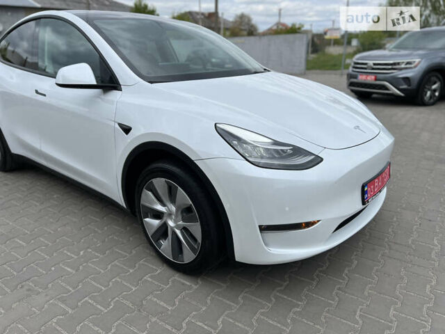 Белый Тесла Model Y, объемом двигателя 0 л и пробегом 14 тыс. км за 28500 $, фото 8 на Automoto.ua