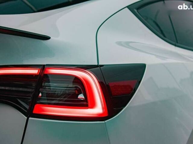 Білий Тесла Model Y, об'ємом двигуна 0 л та пробігом 20 тис. км за 44999 $, фото 13 на Automoto.ua