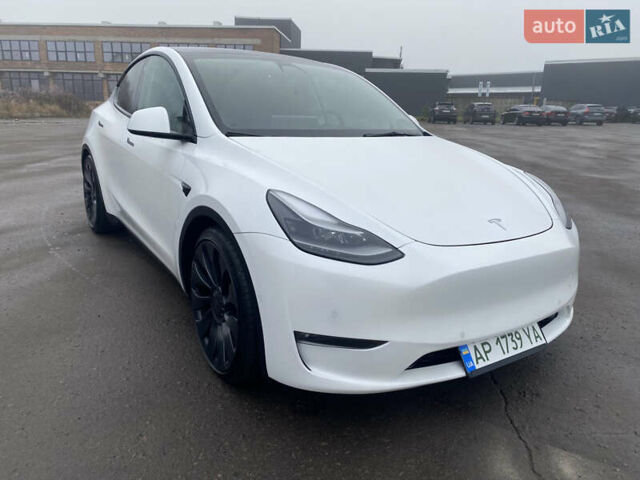 Белый Тесла Model Y, объемом двигателя 0 л и пробегом 58 тыс. км за 29500 $, фото 4 на Automoto.ua