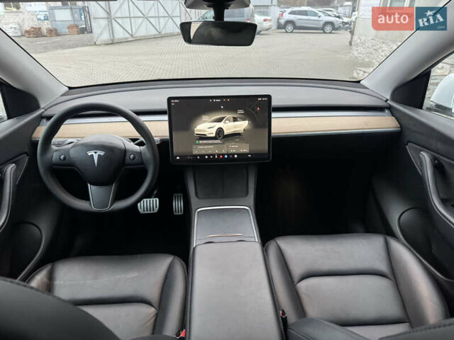 Белый Тесла Model Y, объемом двигателя 0 л и пробегом 29 тыс. км за 21700 $, фото 21 на Automoto.ua