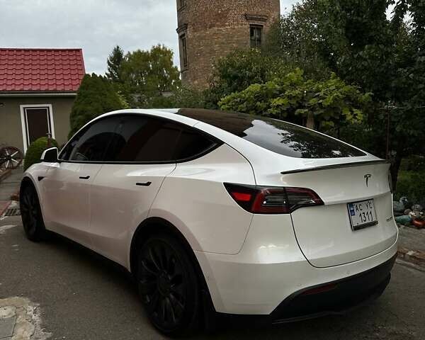 Тесла Model Y 2022 у Володимир-Волинський на Automoto.ua Білий Тесла Model Y, об'ємом двигуна 0 л та пробігом 152 тис. км за 24100 $, фото 2 на Automoto.ua