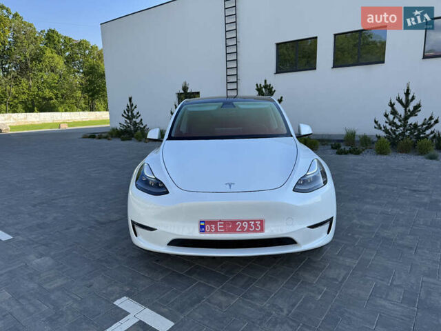 Білий Тесла Model Y, об'ємом двигуна 0 л та пробігом 79 тис. км за 25500 $, фото 1 на Automoto.ua