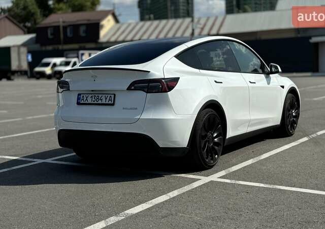 Тесла Model Y 2022 в Киеве на Automoto.ua Белый Тесла Model Y, объемом двигателя 0 л и пробегом 28 тыс. км за 26000 $, фото 8 на Automoto.ua