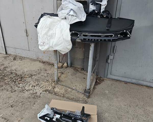 Белый Тесла Model Y, объемом двигателя 0 л и пробегом 38 тыс. км за 28000 $, фото 47 на Automoto.ua