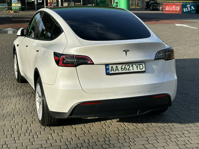 Білий Тесла Model Y, об'ємом двигуна 0 л та пробігом 44 тис. км за 28900 $, фото 6 на Automoto.ua