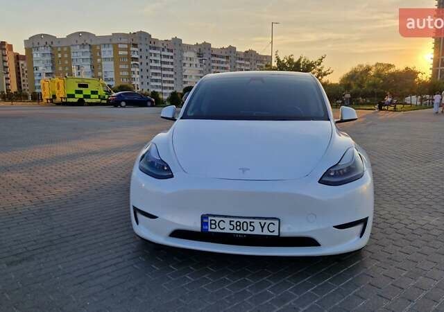 Белый Тесла Model Y, объемом двигателя 0 л и пробегом 85 тыс. км за 33000 $, фото 9 на Automoto.ua