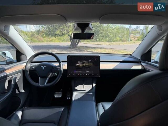 Білий Тесла Model Y, об'ємом двигуна 0 л та пробігом 56 тис. км за 26000 $, фото 37 на Automoto.ua