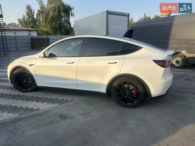 Тесла Model Y 2022 у Києві на Automoto.ua Білий Тесла Model Y, об'ємом двигуна 0 л та пробігом 25 тис. км за 35500 $, фото 45 на Automoto.ua