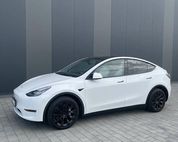 Белый Тесла Model Y, объемом двигателя 0 л и пробегом 38 тыс. км за 31000 $, фото 6 на Automoto.ua