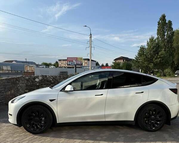 Белый Тесла Model Y, объемом двигателя 0 л и пробегом 23 тыс. км за 33777 $, фото 3 на Automoto.ua