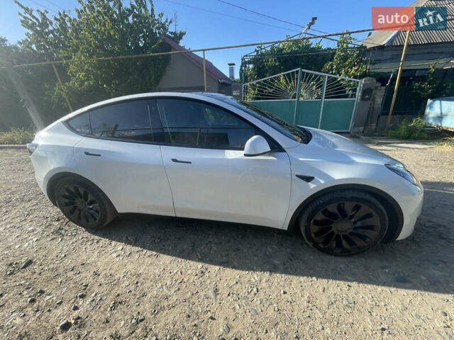 Белый Тесла Model Y, объемом двигателя 0 л и пробегом 52 тыс. км за 25500 $, фото 9 на Automoto.ua