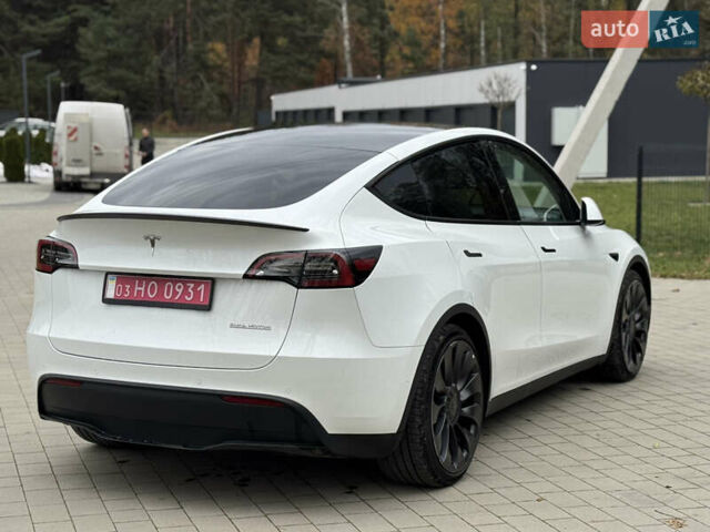 Білий Тесла Model Y, об'ємом двигуна 0 л та пробігом 115 тис. км за 25800 $, фото 12 на Automoto.ua