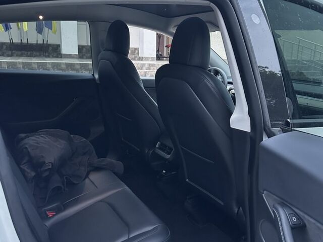 Тесла Model Y 2022 в Одессе на Automoto.ua Белый Тесла Model Y, объемом двигателя 0 л и пробегом 42 тыс. км за 28200 $, фото 9 на Automoto.ua