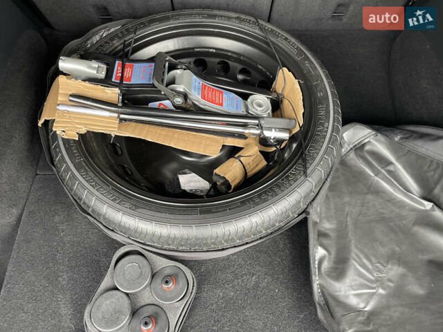 Белый Тесла Model Y, объемом двигателя 0 л и пробегом 48 тыс. км за 32000 $, фото 12 на Automoto.ua