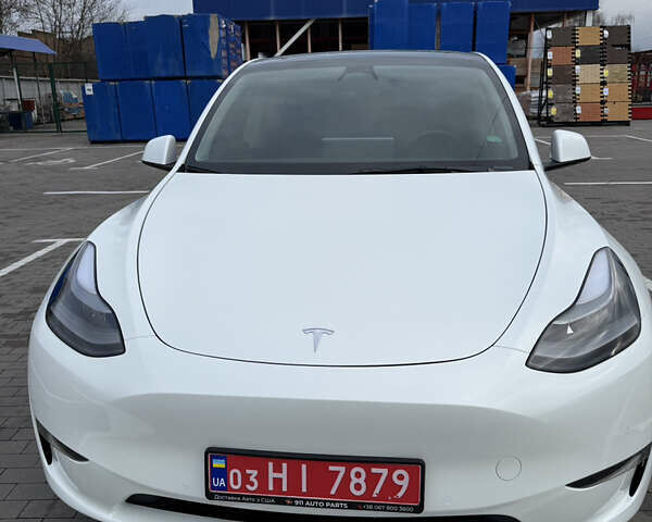 Білий Тесла Model Y, об'ємом двигуна 0 л та пробігом 52 тис. км за 25900 $, фото 1 на Automoto.ua