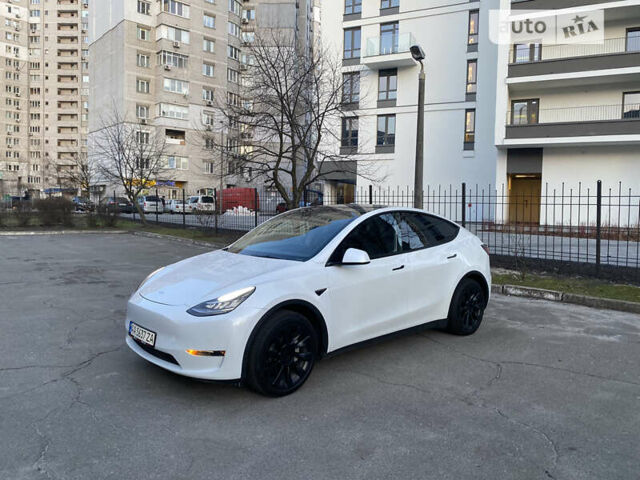 Білий Тесла Model Y, об'ємом двигуна 0 л та пробігом 32 тис. км за 34900 $, фото 5 на Automoto.ua